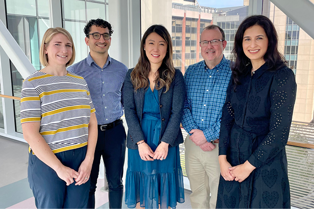 Image de poignée de main Medcan Healthcare